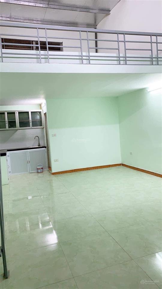 Bán gấp mảnh đất có nhà cấp 4. tại ngọc thụy long biên, vị trí đẹp, 5 phút qua phố, 33m2, 3.4 tỷ