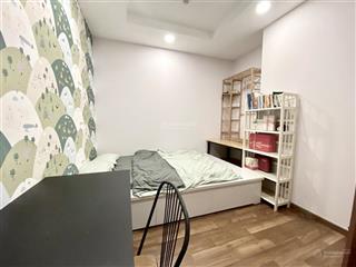 The pegasuite 1 share 1 phòng ngủ nội thất đầy đủ chuyển vào liền yêu cầu nữ