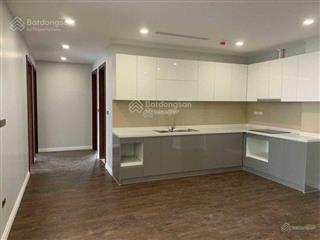 Hiếm ! bán căn góc 3pn,2vs hướng đông view hồ tây tầng cao nhà mới tinh chưa ở. giá tốt