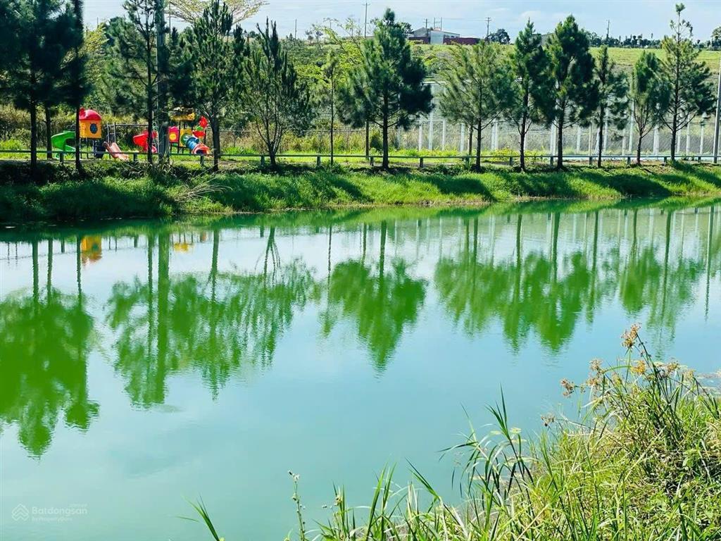 Bán gấp lô đất view hồ thổ cư trả nợ