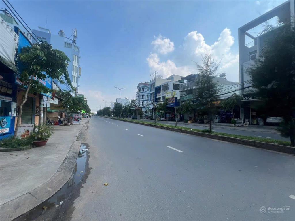 Cần bán lô góc 2 mặt tiền đường m1, bình hưng hòa, 5 x 22m giá 12.5 tỷ