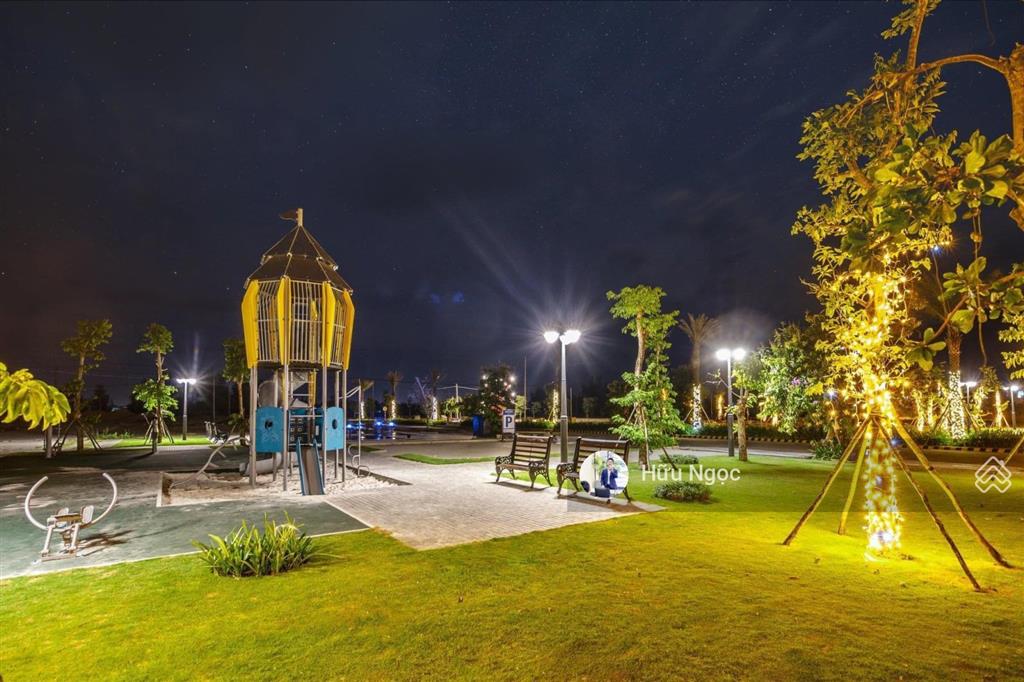 Chính chủ bán đất nền 110m2 cạnh 100 căn biệt thự xây sẵn ven biển đà nẵng giá tốt nhất thị trường