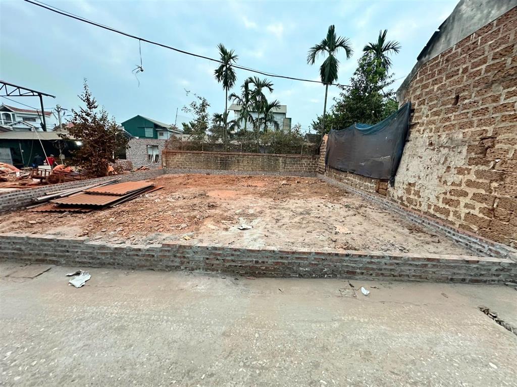 Hàng hiếm 103,6m2 full thổ cư mặt tiền 9m giá rẻ nhất thị trường sát ngay đường dh08 và hồ điều hoà