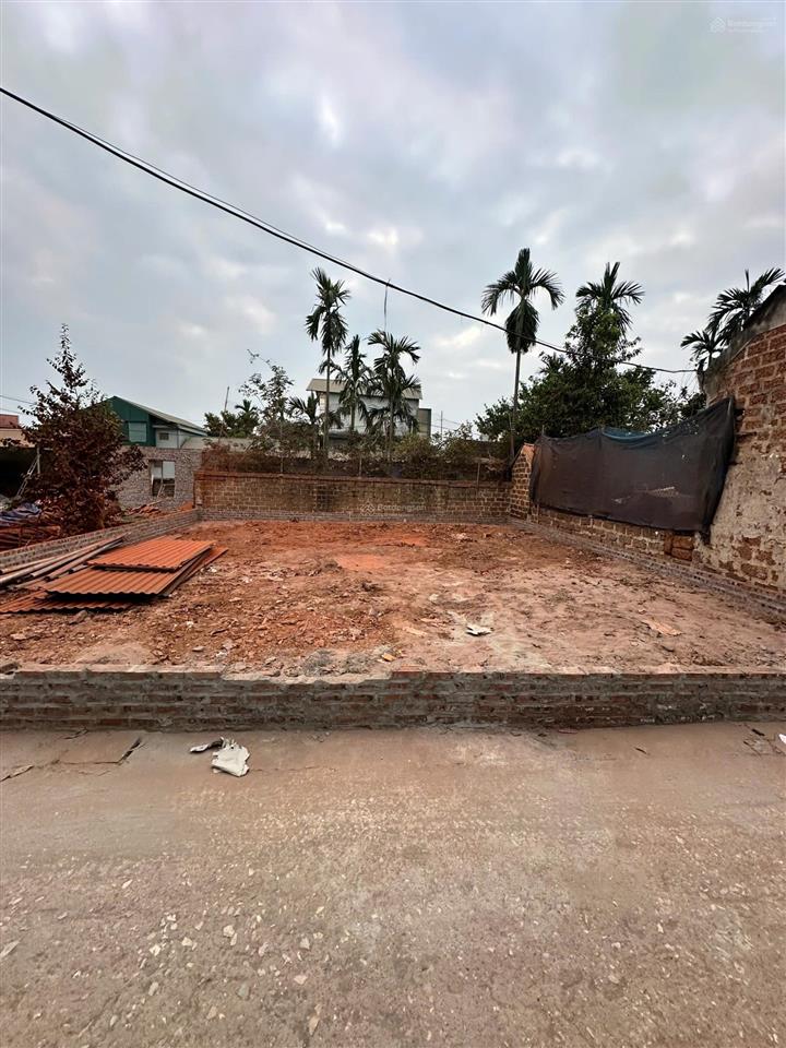 Hàng hiếm 103,6m2 full thổ cư mặt tiền 9m giá rẻ nhất thị trường sát ngay đường dh08 và hồ điều hoà