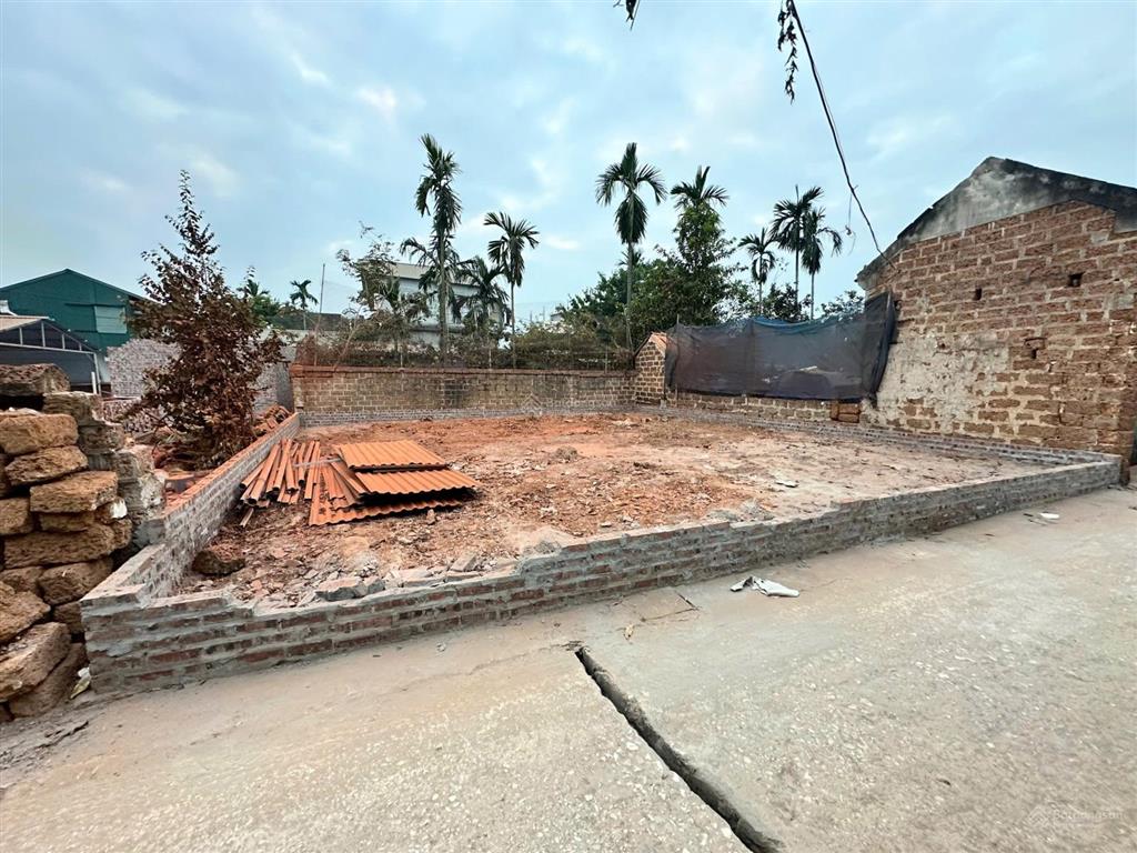 Hàng hiếm 103,6m2 full thổ cư mặt tiền 9m giá rẻ nhất thị trường sát ngay đường dh08 và hồ điều hoà