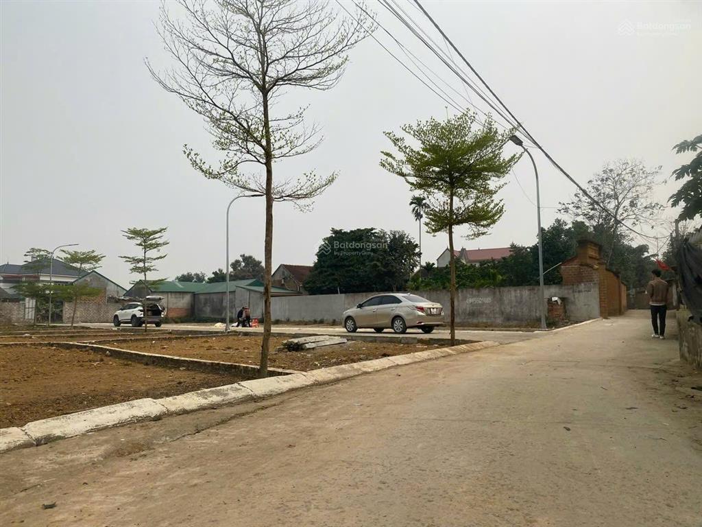 Chủ ngộp bank cần bán gấp 61m2 thôn cánh chủ sát trường đại học fpt và trường học viện tài chính