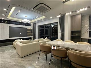 Căn hiếm trần quốc hoàn,65m x5tmt đẹpphân lô ô tô tránh, kinh doanh, ở sướng,làm văn phòng