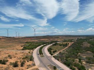 Cần bánh nhanh lô đất ngay hồ nước rạng đông, gần biển, ngay xã phan rí thành.