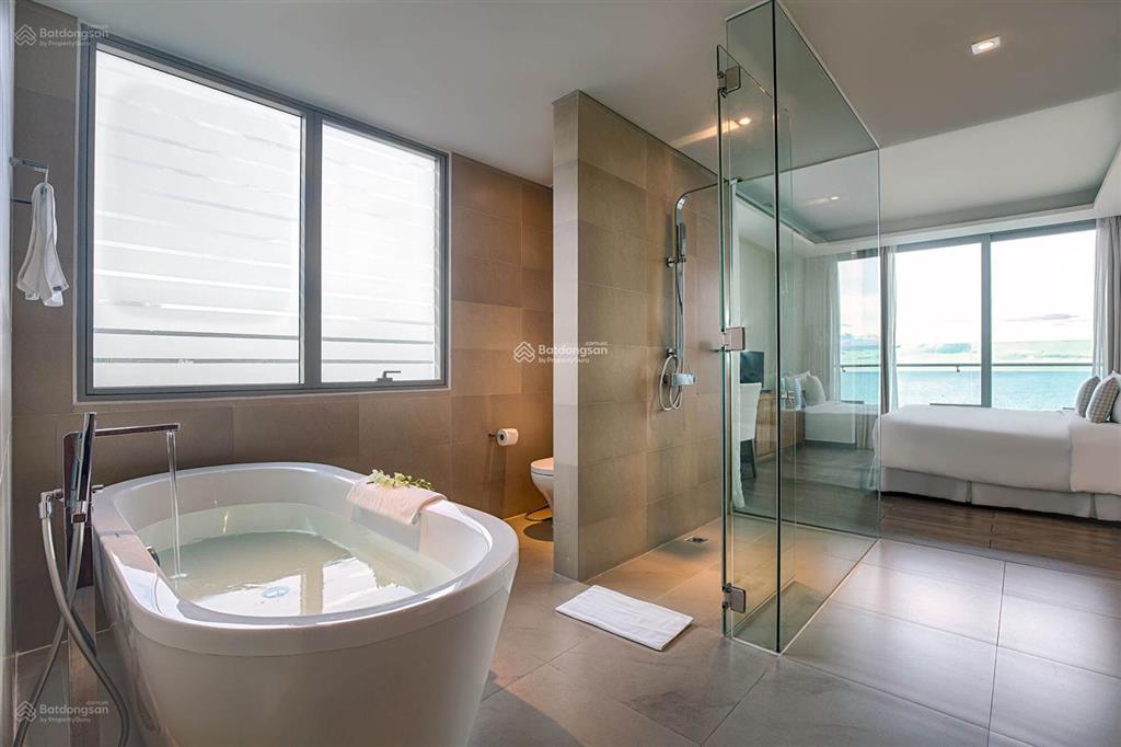 Cần tiền gấp bán lỗ căn hộ biển cao cấp mỹ khê đà nẵng tầng cao sổ hồng lâu dài view trực diện biển