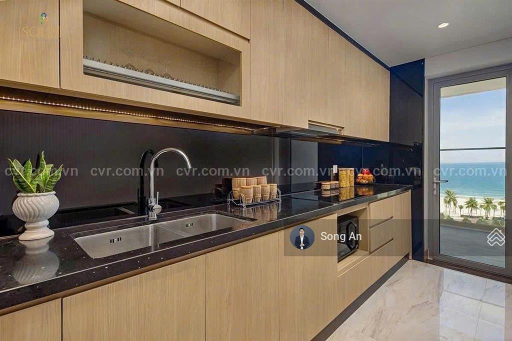 Chính chủ bán ngày căn 2pn, full nội thất cao cấp, 123m2, sổ hồng vĩnh viễn, view trực diện biển