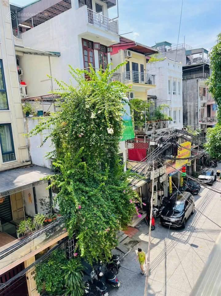 Bán siêu phẩm mặt phố hồng hà, ô tô tránh, kinh doanh đa dạng dt 80m2 4.5 tầng, mt rộng. giá tốt