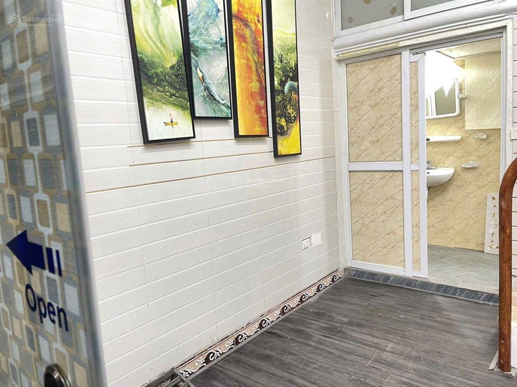 Bán nhà 4.5 tầng phố quán thánh ba đình mt rộng, vừa ở vừa kinh doanh dòng tiền gần chục triệu/th