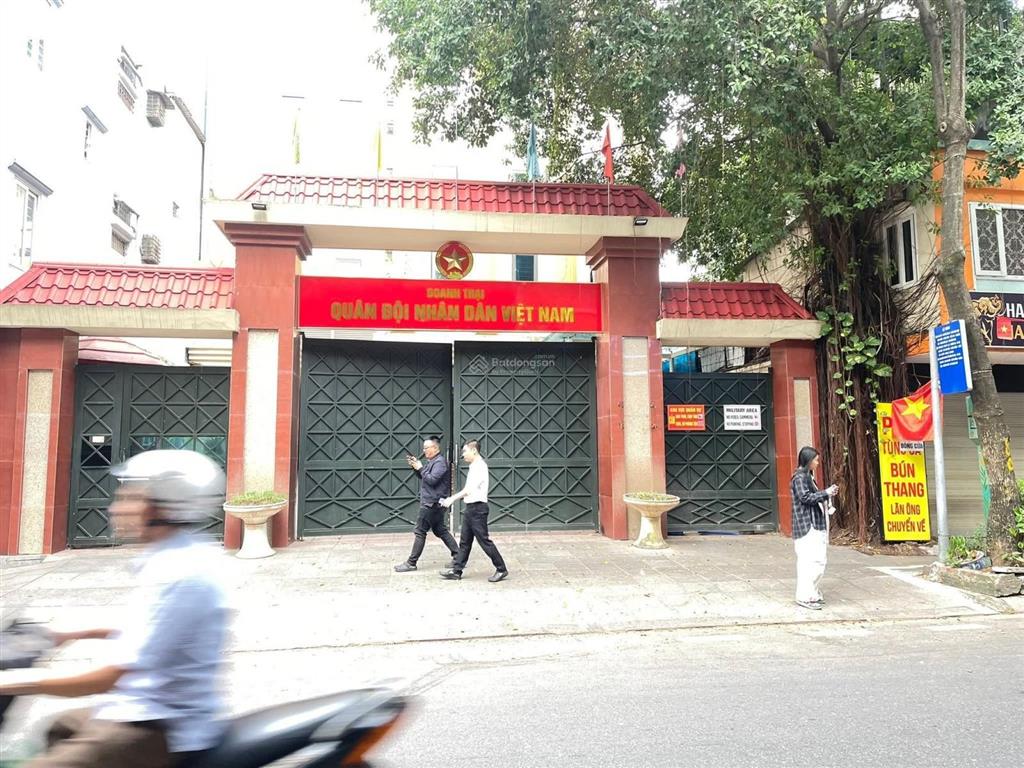Bán nhà 4.5 tầng phố quán thánh ba đình mt rộng, vừa ở vừa kinh doanh dòng tiền gần chục triệu/th