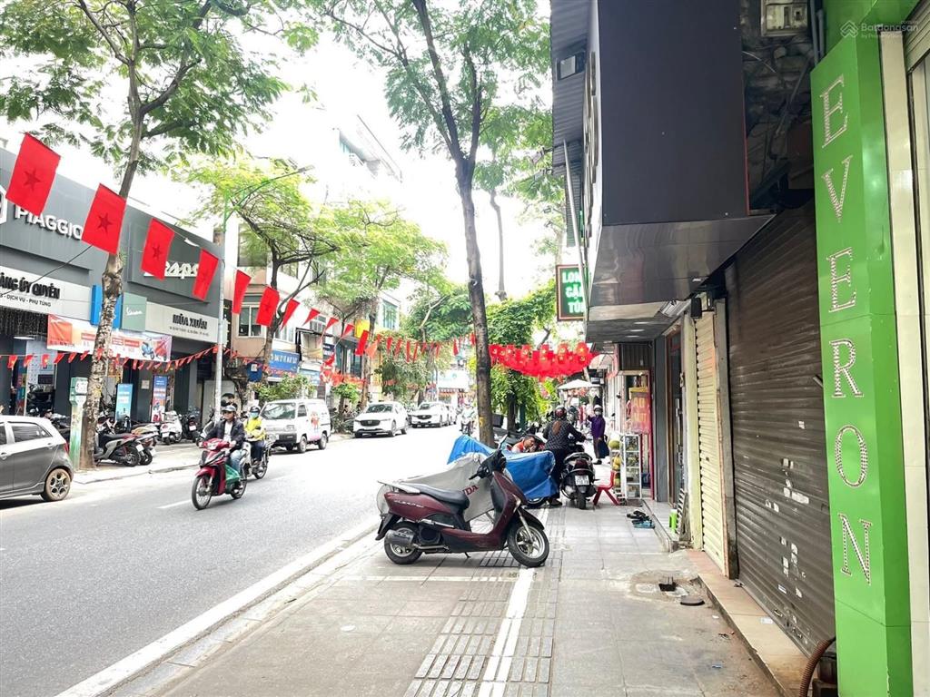 Bán nhà 4.5 tầng phố quán thánh ba đình mt rộng, vừa ở vừa kinh doanh dòng tiền gần chục triệu/th