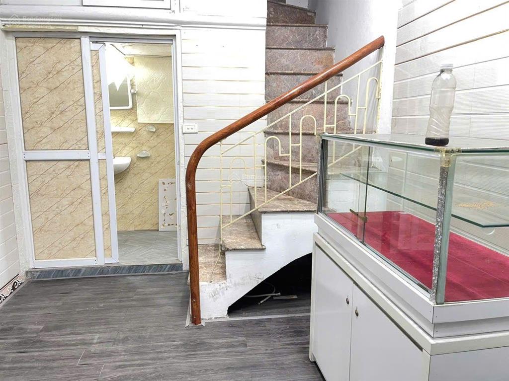 Bán nhà 4.5 tầng phố quán thánh ba đình mt rộng, vừa ở vừa kinh doanh dòng tiền gần chục triệu/th