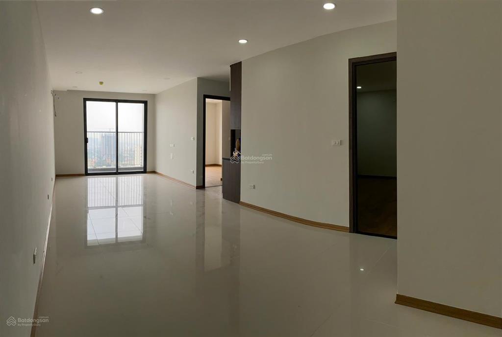 Mình cần bán căn hộ (2pn), (84m2), (sổ đỏ), (tầng 2x), (giá 5 tỷ all in) tại rose town