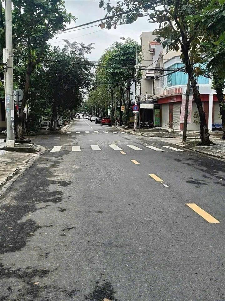 Cần bán nhà cấp 4 mặt tiền đường lương văn can ,khuê trung, cẩm lệ,