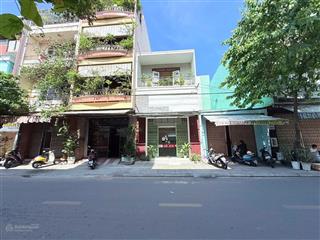 Bán nhà 2,5 tầng đường đỗ quang. gần nguyễn văn linh & cầu rồng