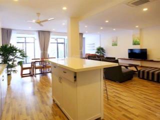 Gia đình cần bán đất biệt thự 185m2 khu đô thị sài đồng giá bằng đất trong ngõ nhỉnh 200tr/m2