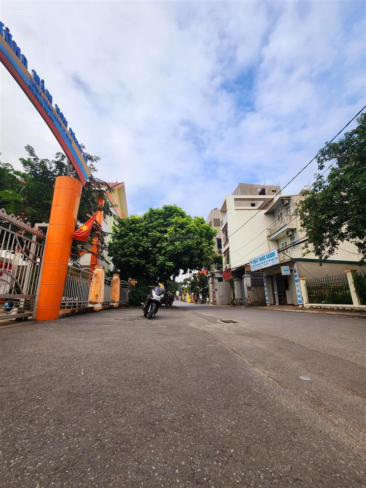 Bán đất giáp hải  đông dư gia lâm  lô góc kinh doanh ôtô tránh 80m giá 7,5 tỷ đầu tư quá hấp dẫn