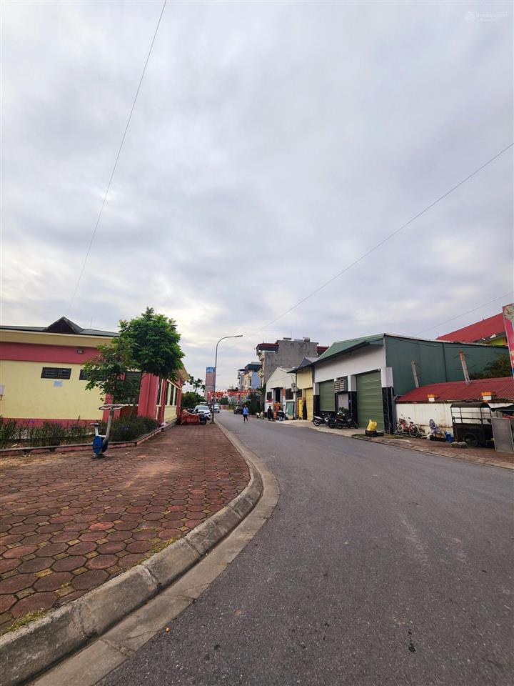 Bán đất giáp hải  đông dư gia lâm  lô góc kinh doanh ôtô tránh 80m giá 7,5 tỷ đầu tư quá hấp dẫn