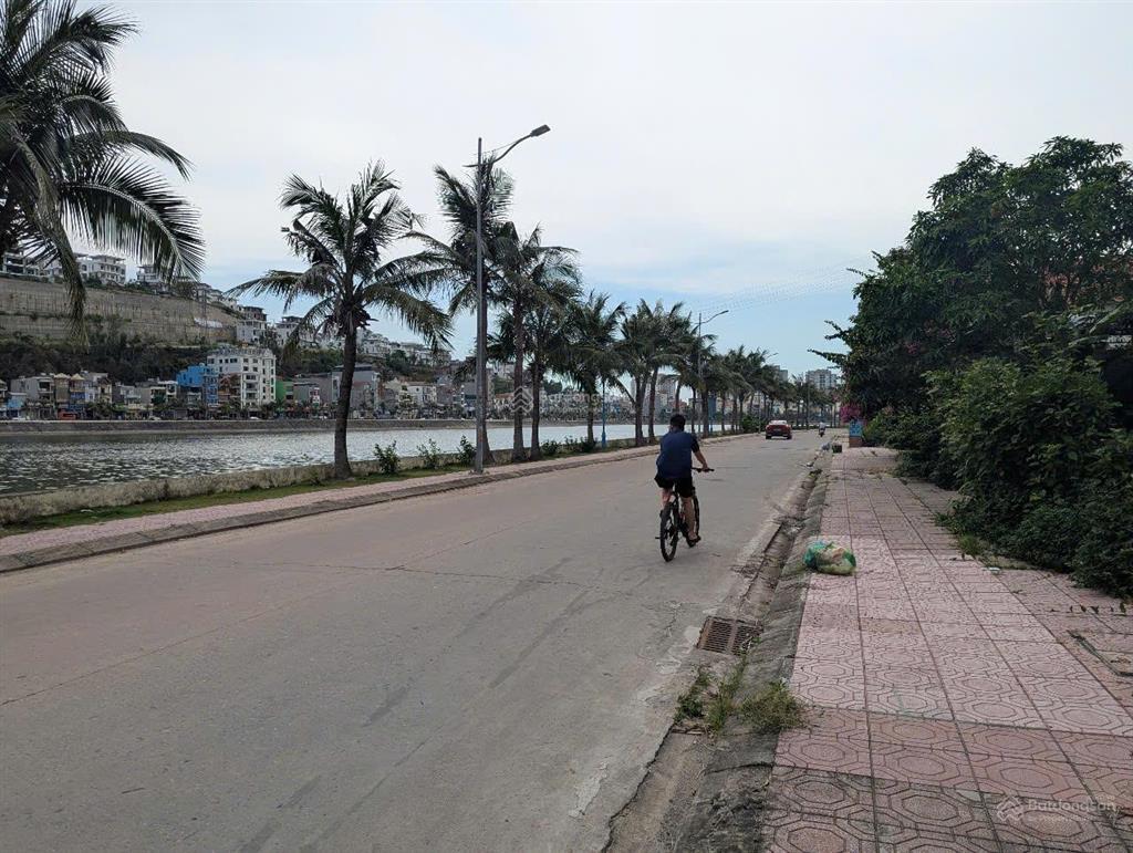Mặt tiền đường hùng thắng, phường hùng thắng, thành phố hạ long, quảng ninh, view hồ cái dăm
