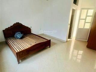 Bán nhà 2,5 tầng đường trần thái tông