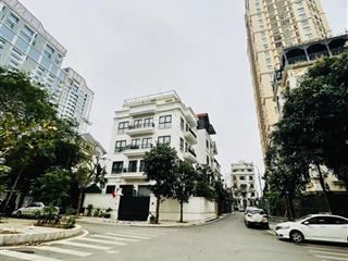 Biệt thự quan chức cấp cao quận tây hồ, view vườn hoa 232m2 6 tầng thang máy, an ninh tốt, 129 tỷ