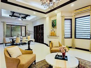 Nhà biệt thự quan chức cấp cao khu vườn đào tây hồ, 205m2 mt 15m an ninh tốt, giá hiếm 125 tỷ