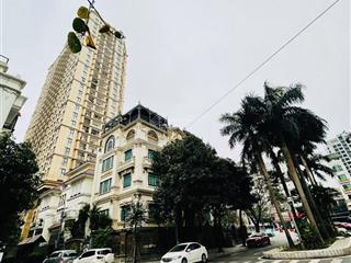 Bán căn biệt thự vườn đào tây hồ, xung quanh cán bộ quan chức, 230m2 không gian trong lành, 128 tỷ