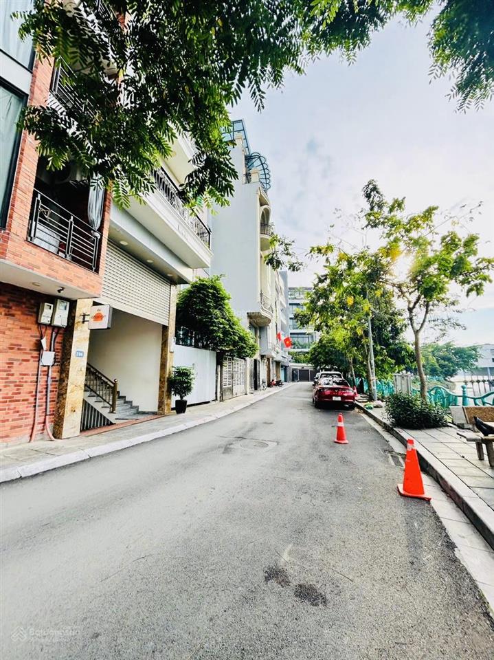 Nơi đáng sống hà thành khu quan chức quảng an tây hồ 100m2 thang máy mt 9m gara ô tô, giá 46.8 tỷ