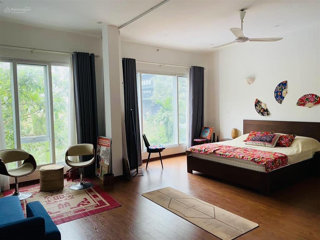 Biệt thự sân vườn quảng an tây hồ an ninh tốt, 125m2 mt 9m hưởng thụ không gian tốt, giá 47.6 tỷ