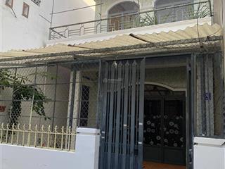 Bán nhà gác lửng hẻm cao văn bé, gần bãi tắm biển hòn chồng, giá chỉ 3,4 tỷ