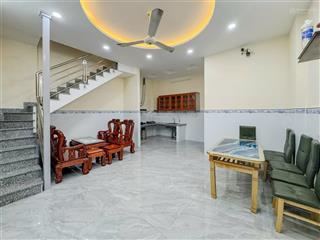 Chính chủ cho thuê nhà nguyên căn 1 trệt 1 lầu mới xây sát bên đh văn lang cs3  vào ở ngay