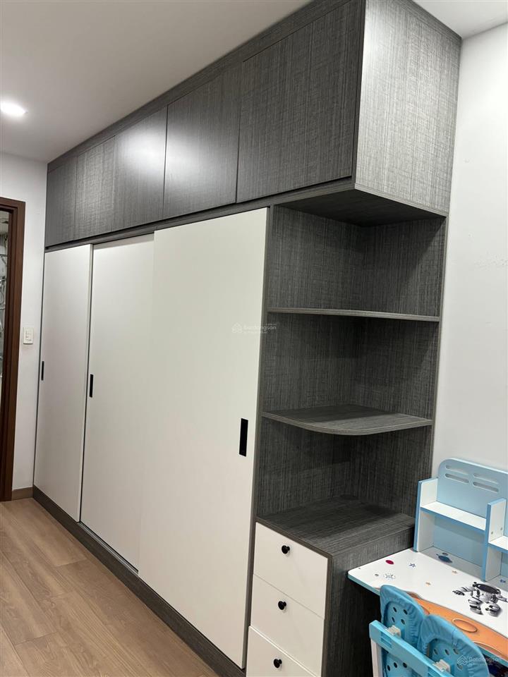 Bán căn hộ có sổ hồng tầng đẹp giá tốt chung cư citrien