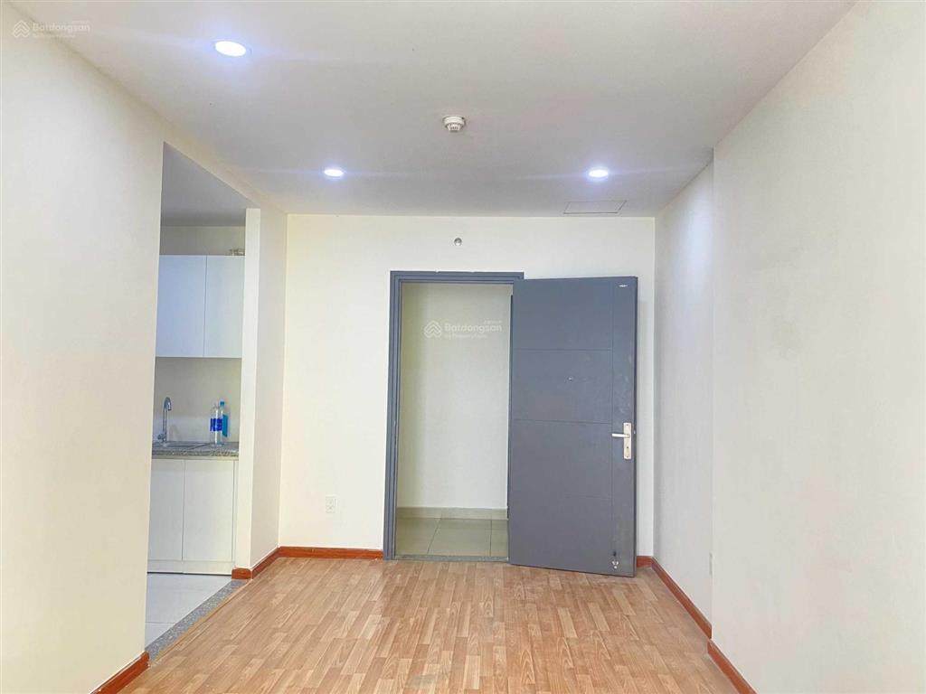 Chính chủ cho thuê diamond riverside 86m2 3pn 2wc nhà trống có rèm nhà mới 10tr/tháng 0901 400 ***