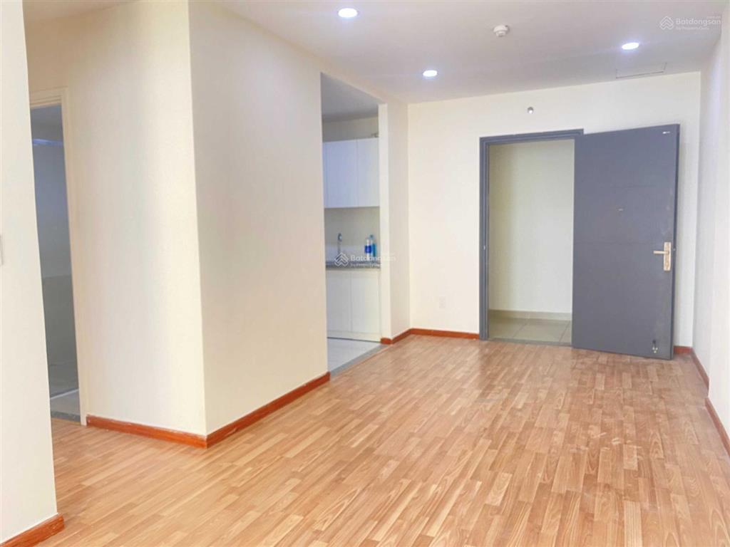 Chính chủ cho thuê diamond riverside 86m2 3pn 2wc nhà trống có rèm nhà mới 10tr/tháng 0901 400 ***