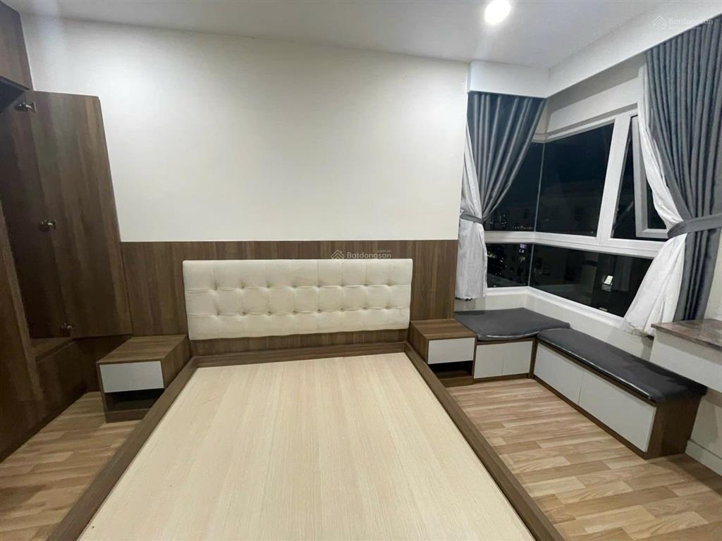 Chính chủ cần bán nhanh định cư nước ngoài căn 2pn 2wc, diện tích 74m2, căn gốc view công viên