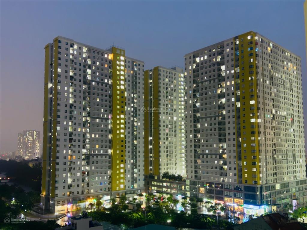Chuyển nhượng căn 2pn 2wc, giá 3,2tỷ/căn
