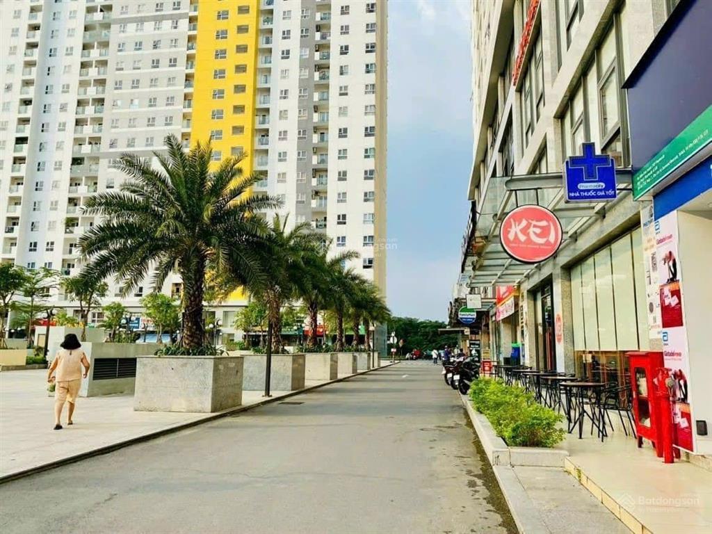 Chuyển nhượng căn 2pn 2wc, giá 3,2tỷ/căn