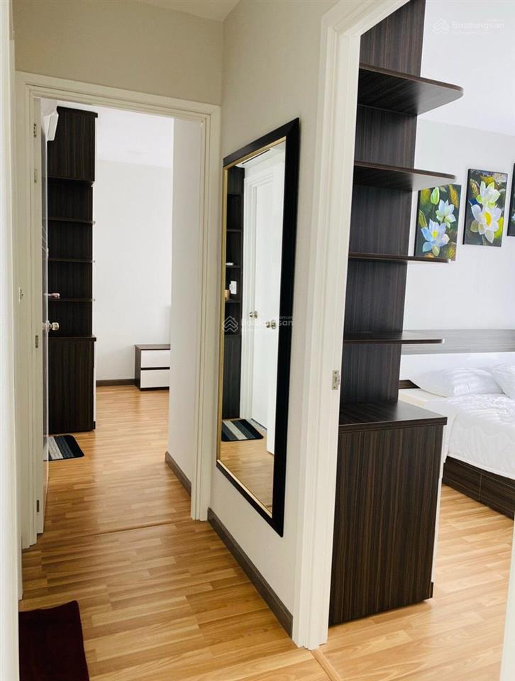 Chuyển nhượng căn 2pn 2wc, giá 3,2tỷ/căn