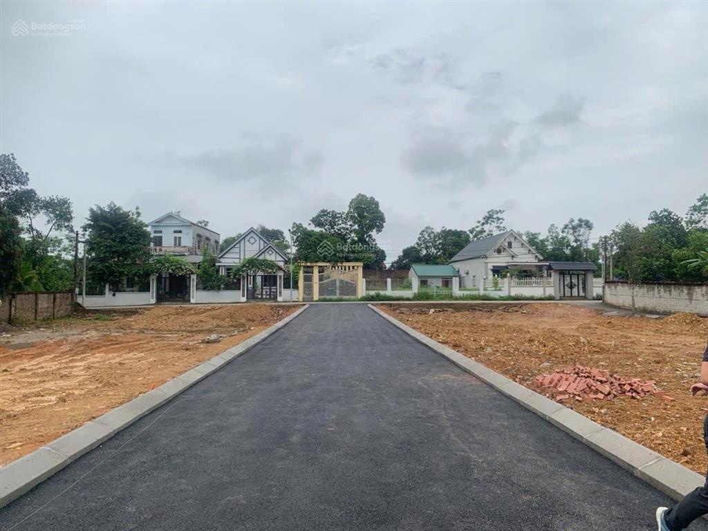Chủ cần tiền bán gấp lô đất 157m2, mt 8m, lô góc. gần đhqg, gần tuyến metro 5. giá chỉ hơn 3 tỷ