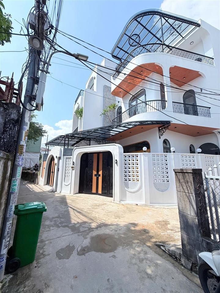 Bán đất 2/3 nguyễn như hạnh, sát tôn đức thắng & hoàng thị loan