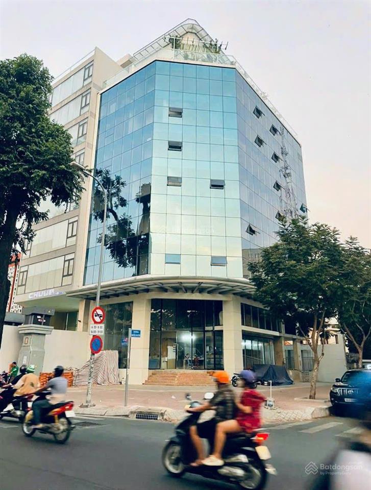 Ngộp bank! bán gấp góc 2mt cộng hòaga t3, tân bình. dt 366m2. hầm 4 tầng (1440m2 sàn). giá 55 tỷ