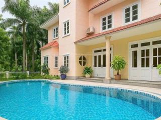 Cho thuê biệt thự compound đường nguyễn văn hưởng, phường thảo điền, quận 2.  0911 383 ***