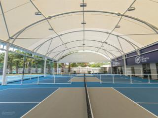 Bán biệt thự khu compound vip đường nguyễn văn hưởng, phường thảo điền, quận 2.  0911 383 ***