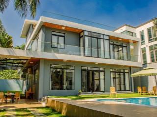 Cần cho thuê biệt thự đường nguyễn văn hưởng, phường thảo điền, quận 2.  0911 383 ***
