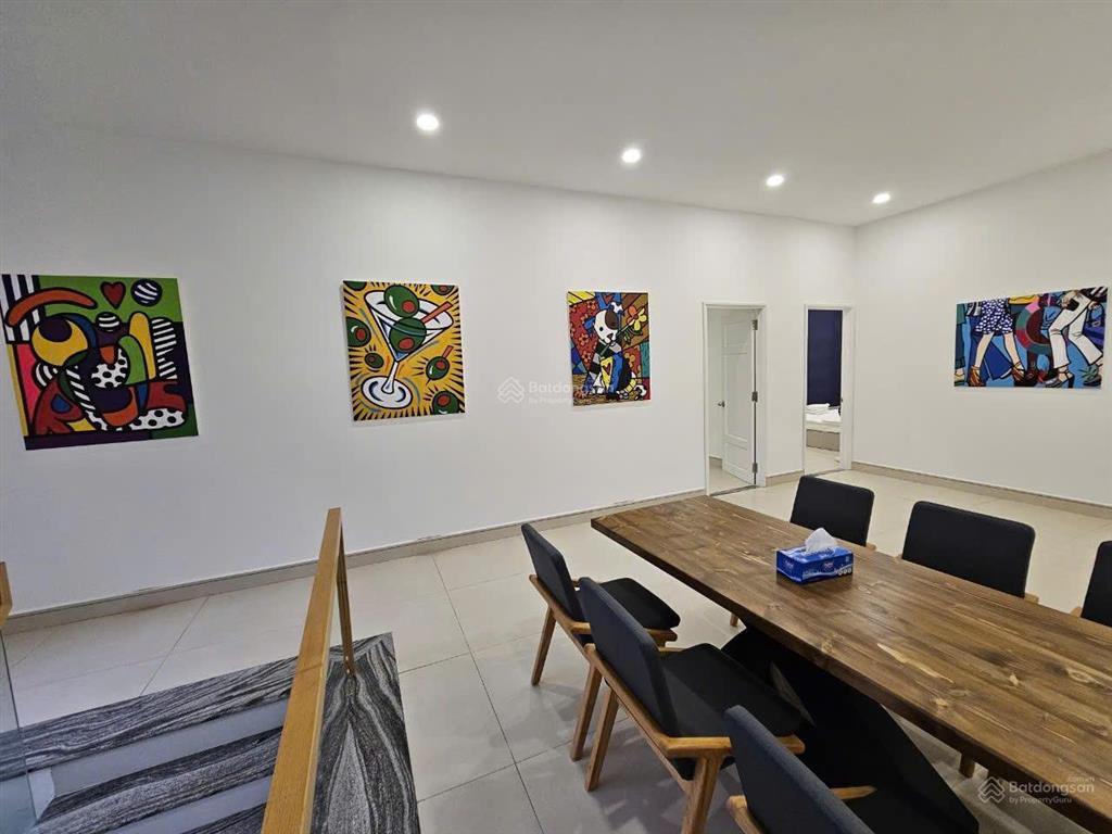 Cho thuê villa compound 24/24, đường quốc hương, phường thảo điền, quận 2.  0911 383 ***