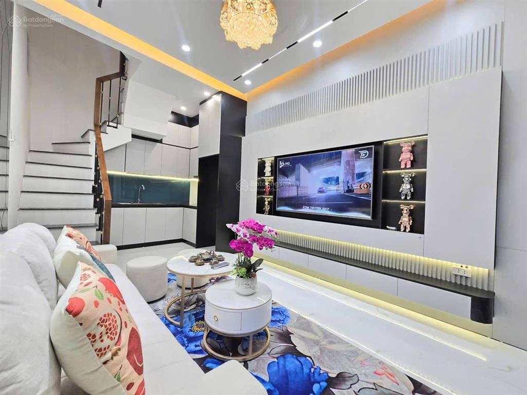 Bán nhà phố đặng văn ngữ 25mx4t nhà đẹp lô gócgần phốchỉ 6.98 tỷ tl