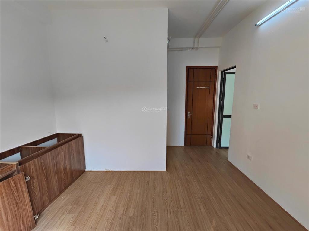 Cho thuê cc mini 1pn, 1wc, 40m2 tại đào tấn, ngọc khánh, ba đình, hà nội, 6,5 triệu